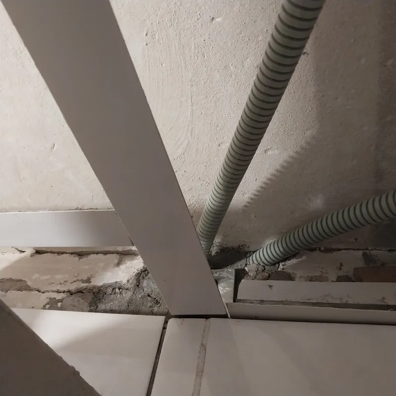 Тавр 15х15 мм Тп 01.2000.501л Серебро. Цена за 5 штук.