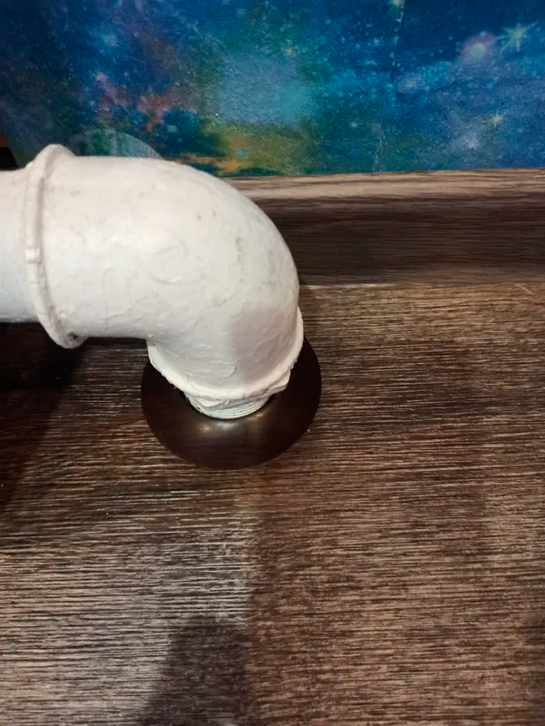 Обвод для труб 3/4 ПВХ ИДЕАЛ 28мм 292 Орех Миланский