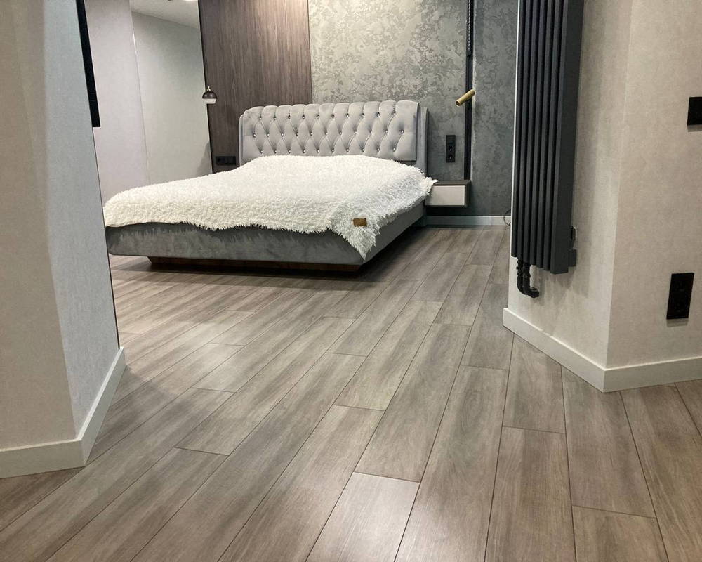 Плинтус из полистирола высокой плотности Волшебная Палочка. Окрашенная. 80мм 2м. RAL 9003