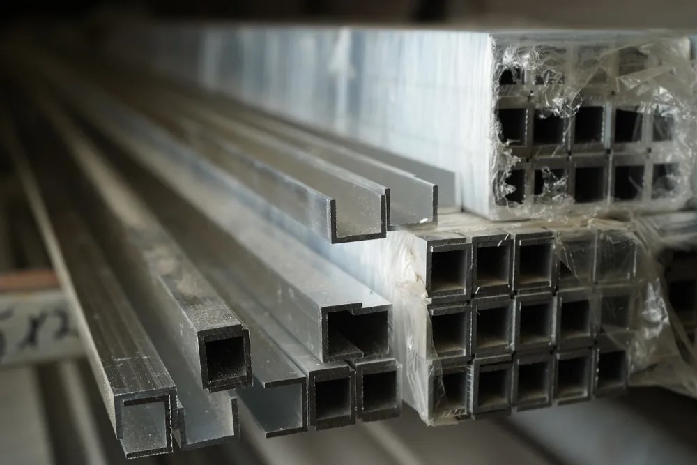 Швеллер 10х20х10 мм Шв 04.2000.501л Серебро