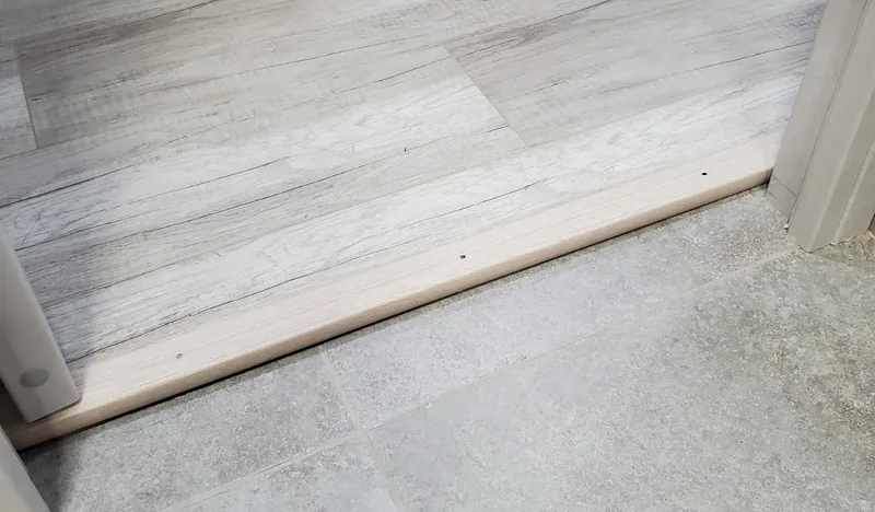 Порог угловой ПУ 06.2700.295 Дуб венге