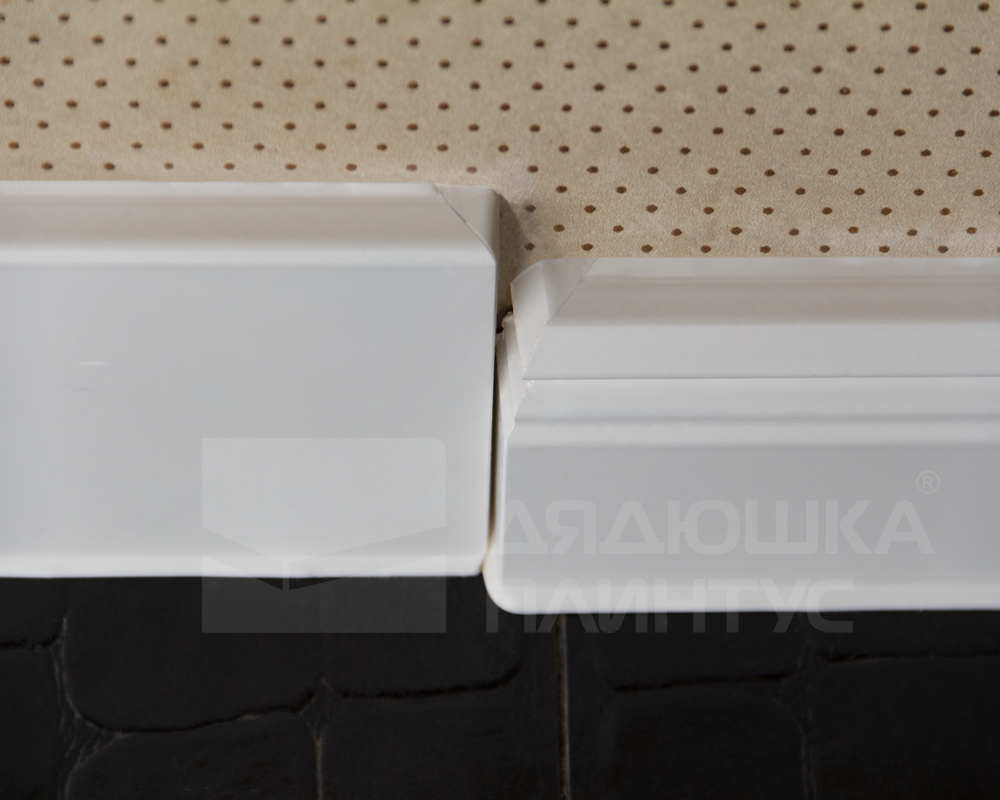 Плинтус ХДФ Dollken Cubu Flex Life XL 60 мм х 2,5 м 5012 Белый