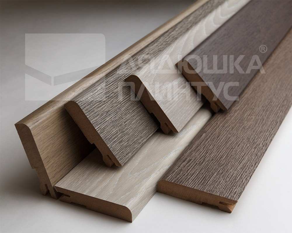 Плинтус МДФ Лука Пл 80МДФ.2700.Point line 24032 Черный софт