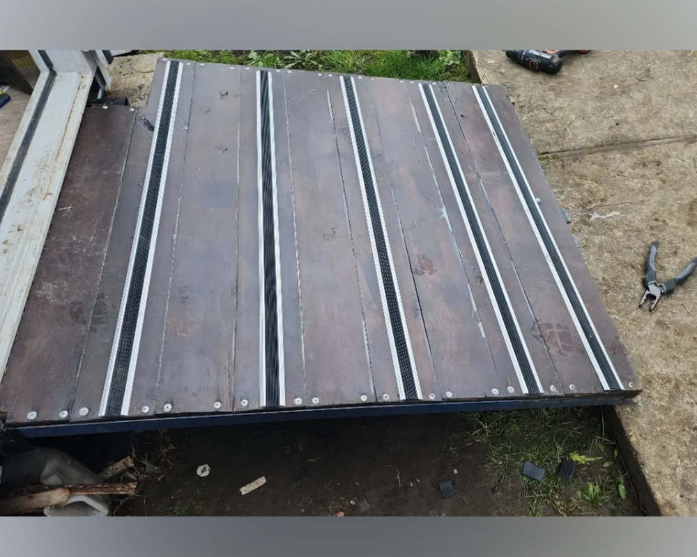 Порог одноуровневый ПС 08.2700.04 Бронза