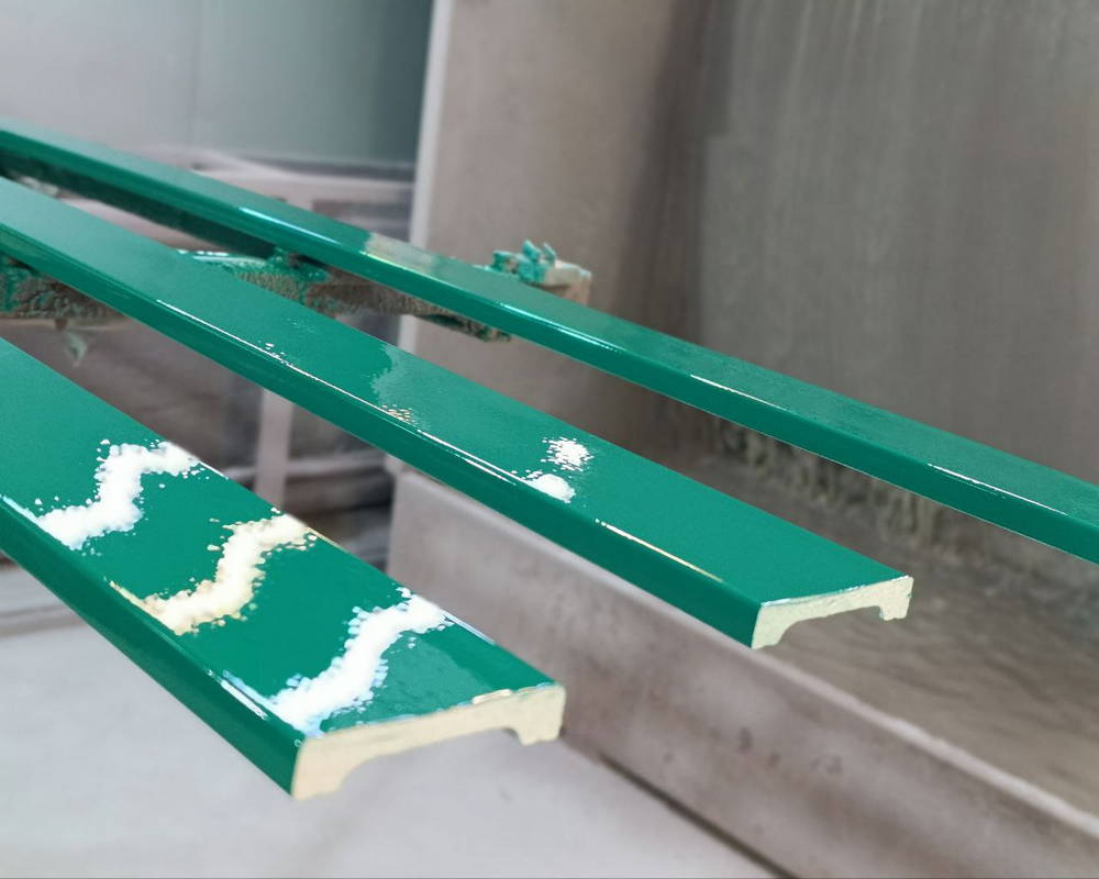 Плинтус NMC FD1 Essenza 100*15*2000. Окраска включена в стоимость