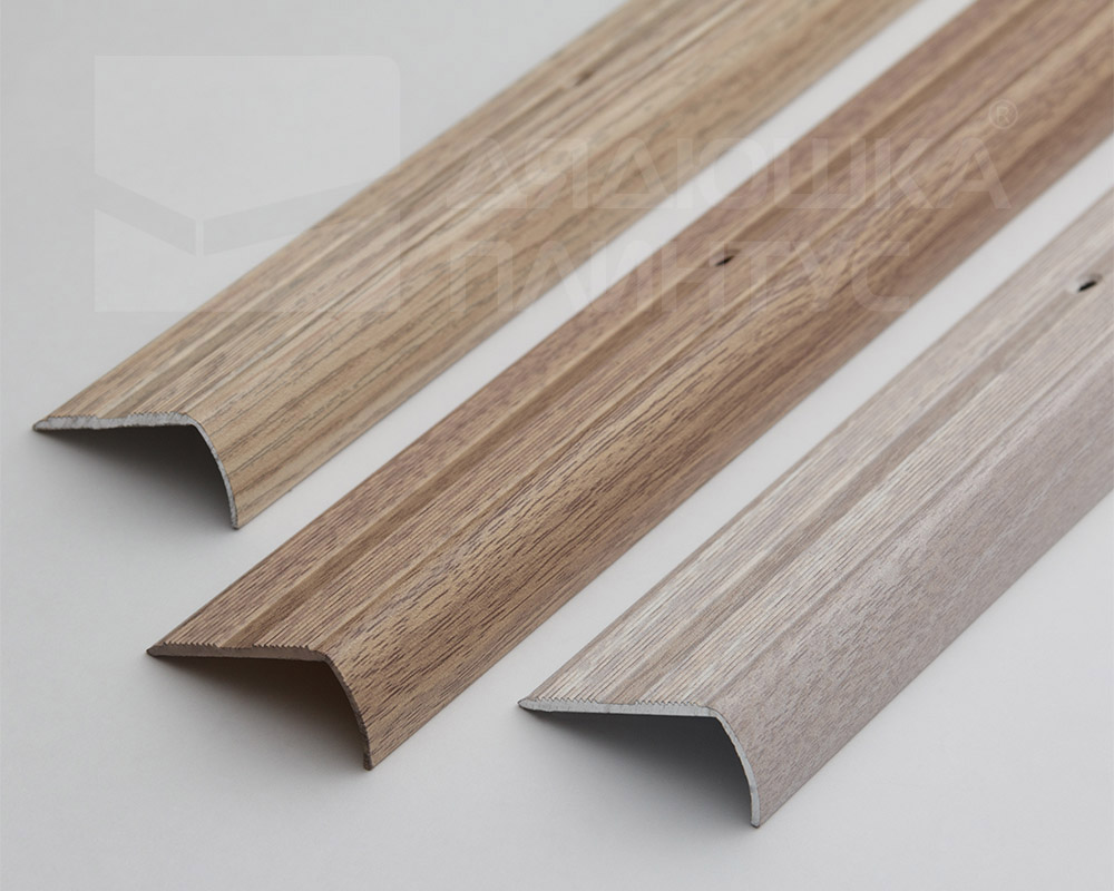 Порог угловой ПУ 06.2700.288 Орех