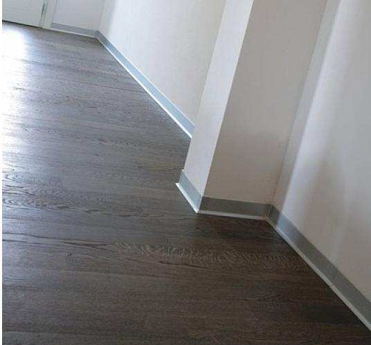 Плинтус алюминиевый. Браш серебро. 60 мм BTBS 60A