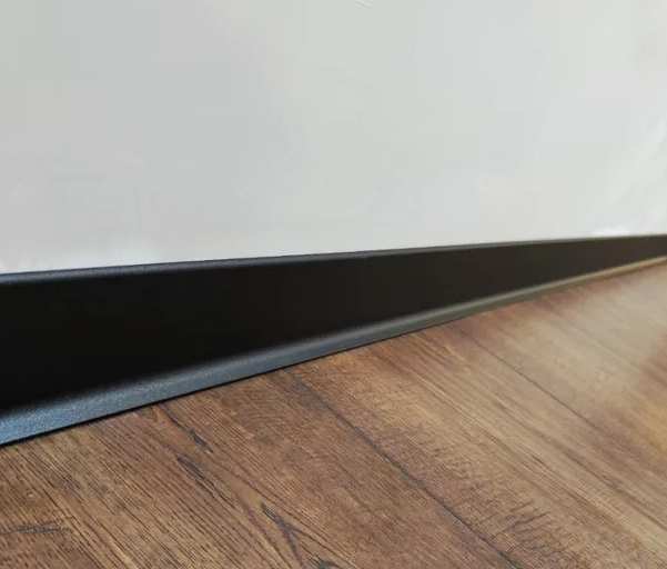 Плинтус алюминиевый Пл 60.2500.15к Черный