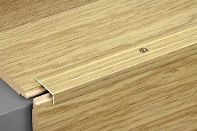 Порог угловой ПУ 01.1800.085 Клен