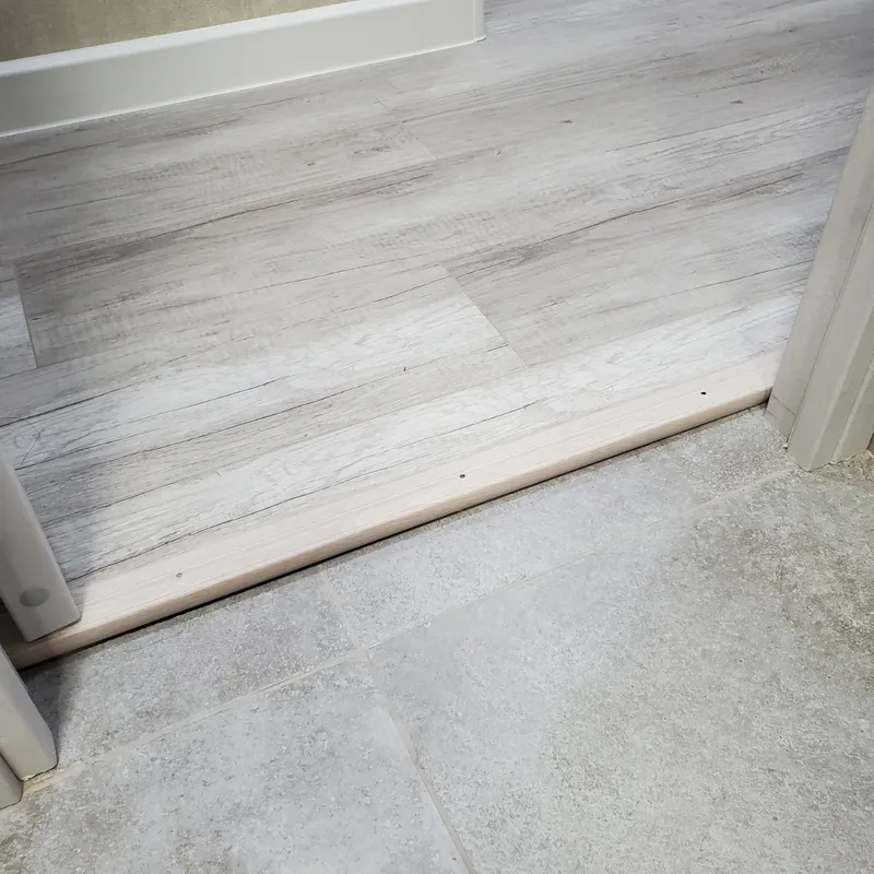 Порог угловой ПУ 06.900.04л Бронза